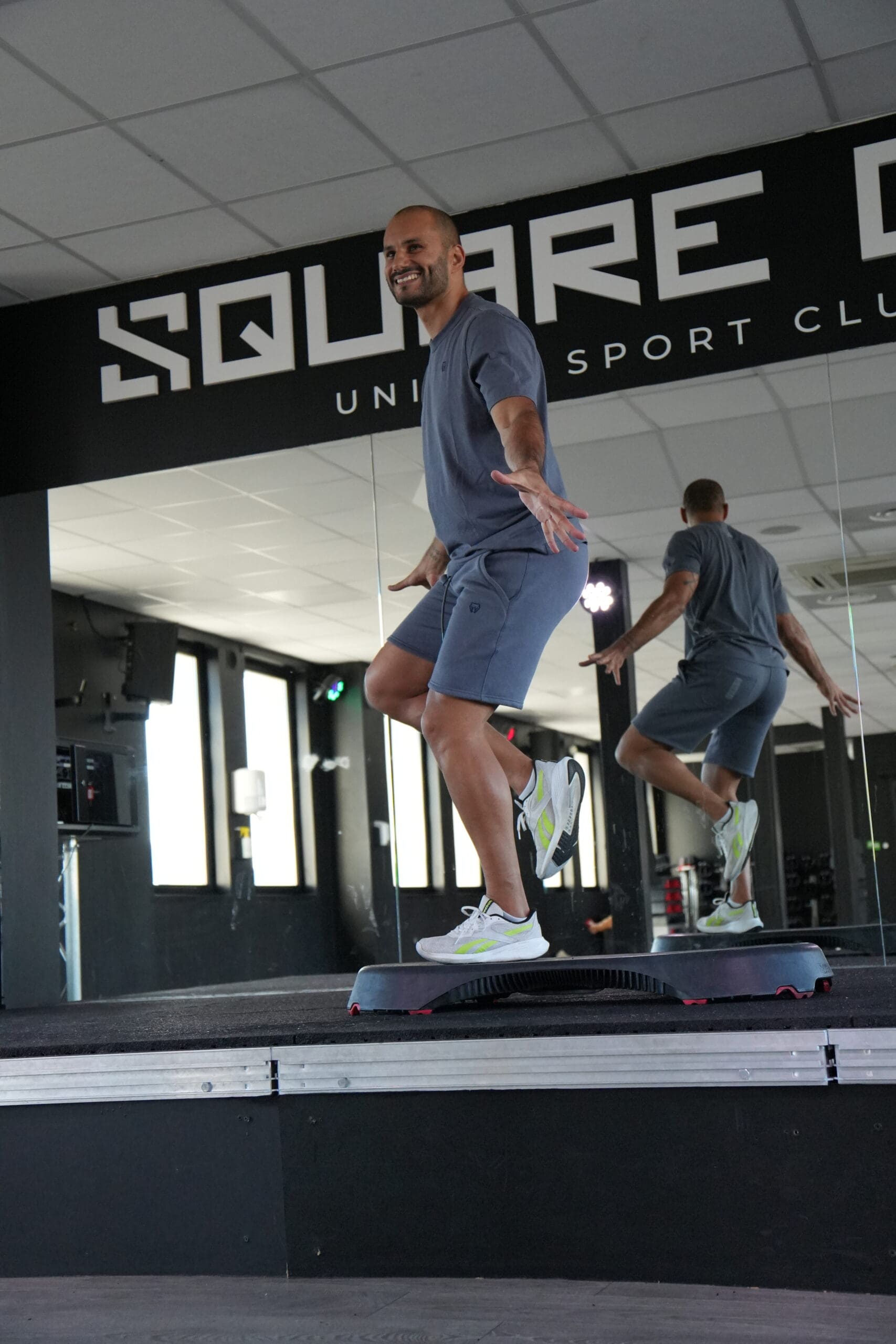 cours de step cardio square gym salle de sport