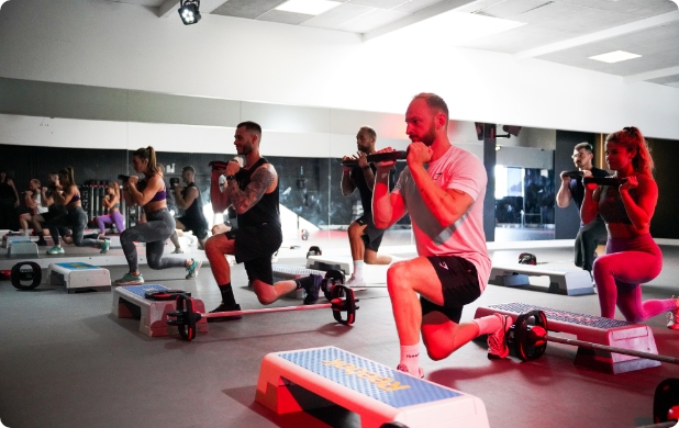 cours de fitness en groupe