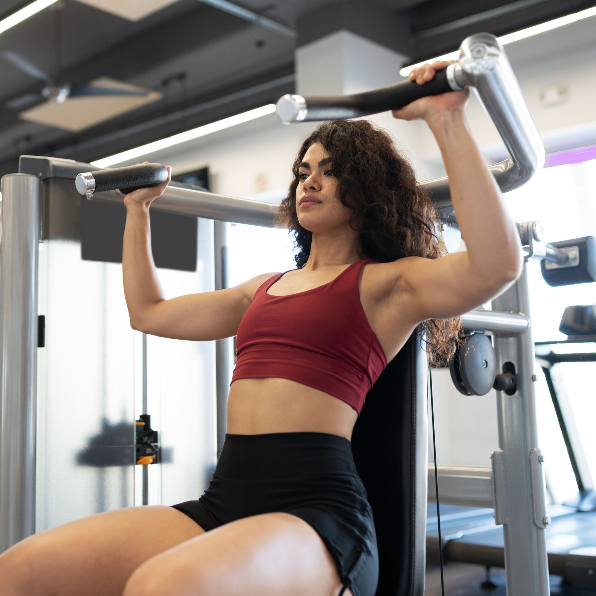 quelle fréquence muscler ses épaules